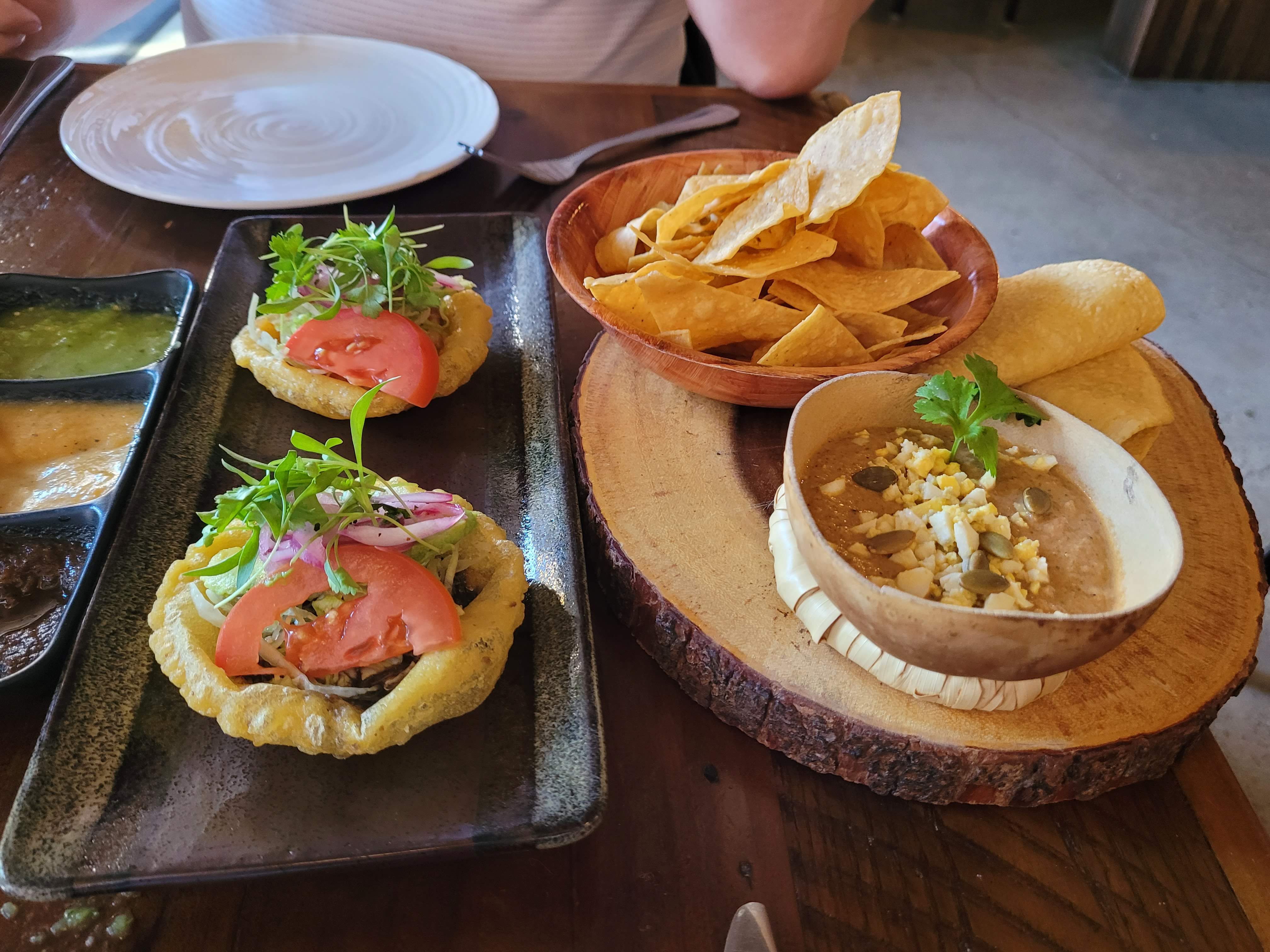 Cantina Los Mayas – The Gay Gastronaut